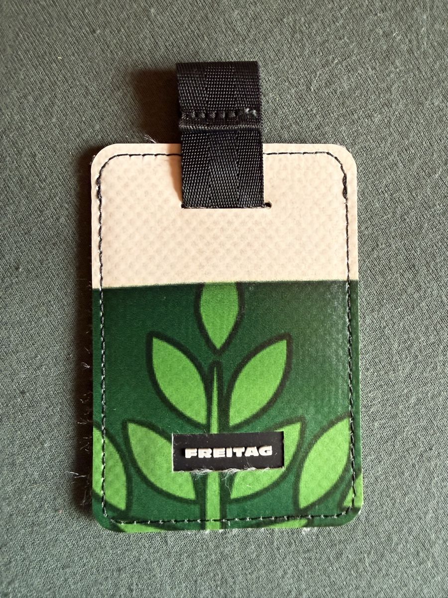 Freitag Autres vêtements & accessoires: Freitag Card holder – Neuf (Voir description) à Rüti ZH par bma_rq2c