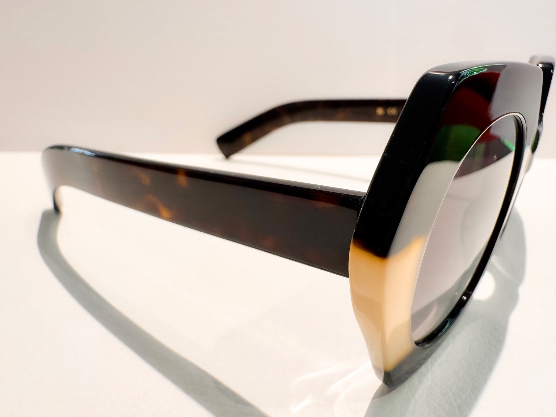 Brillen & Gläser: Sonnenbrille von KALEOS – Gebraucht aus Zürich von gregart 3