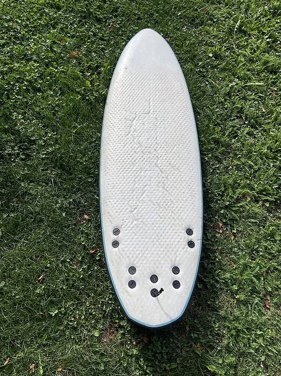 Surfboards & Schwimmbrette: Planche de surf Softech 5.8 – Gebraucht aus blonay von shouldhave