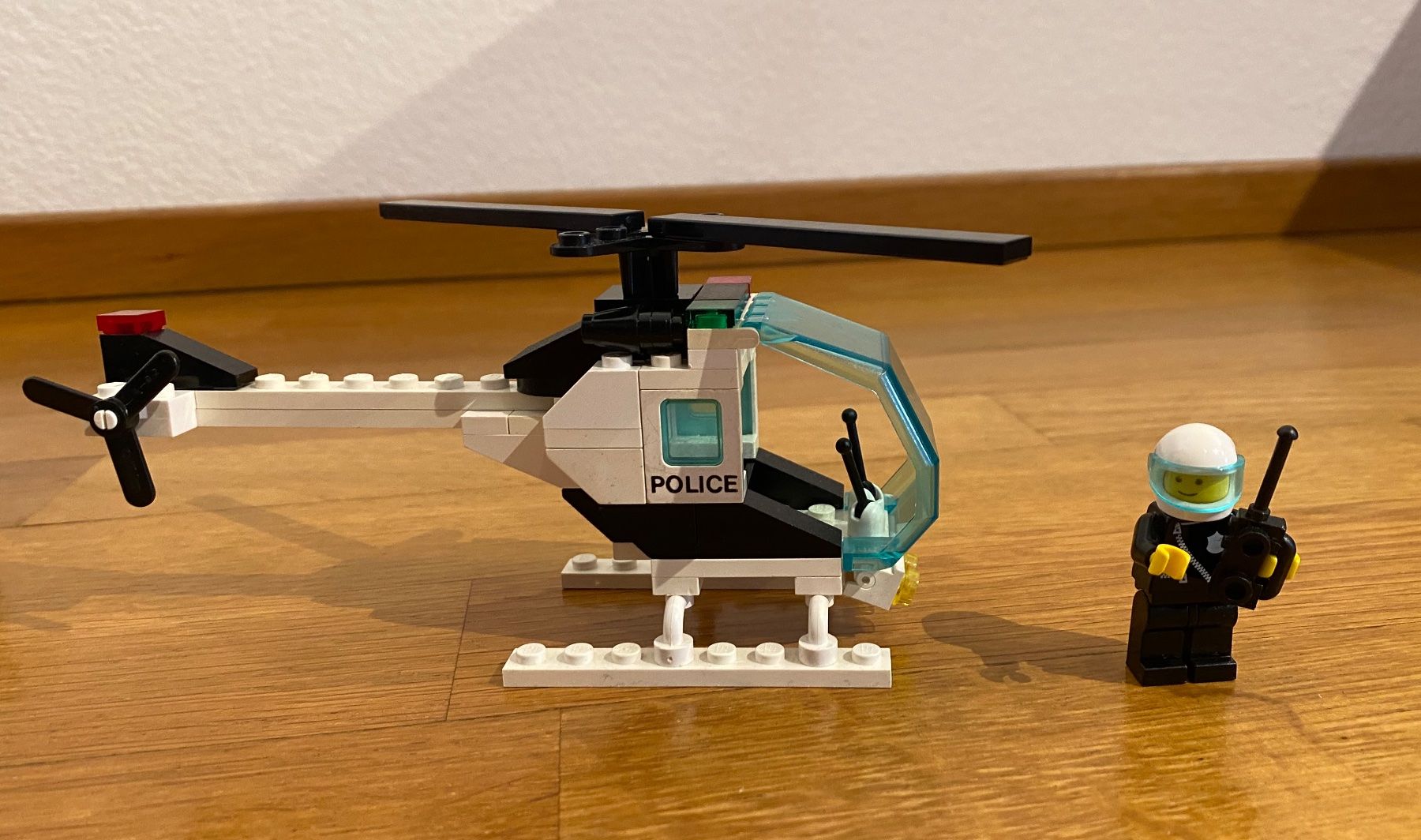 Lego Giocattoli: LEGO Classic Town 6642 Polizei Heli 6676 Mobile Command Unit – Usato da Arlesheim venduto da srulee 5