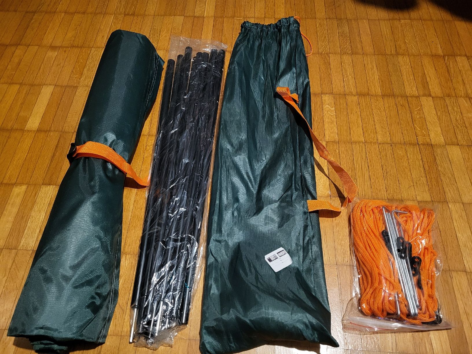 Sonstiges: Sonnen/Regen Blache mit Gestänge – Neu und originalverpackt aus Riniken von Daisy91