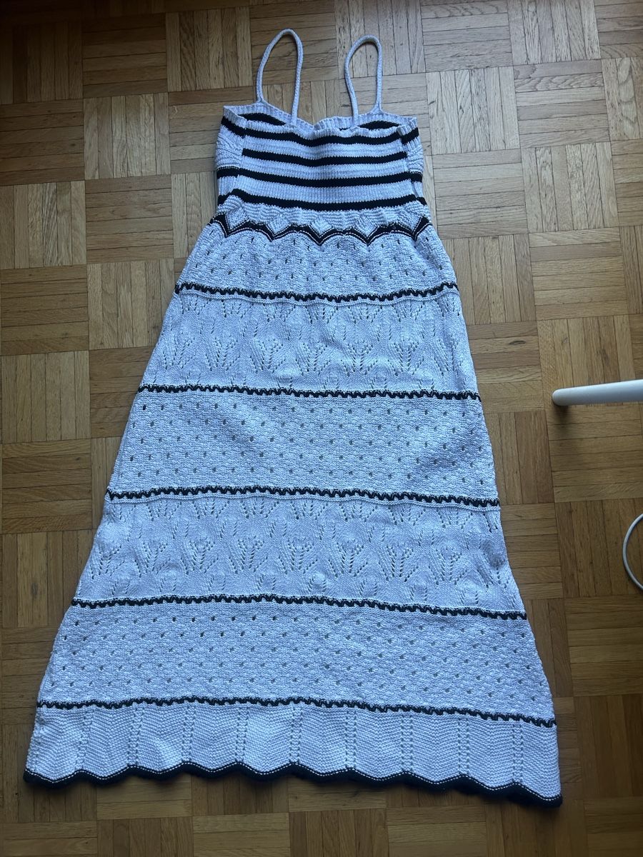Kleider: Robe longue en maille  – Gebraucht aus Grand-Lancy von eli_x5k9 2