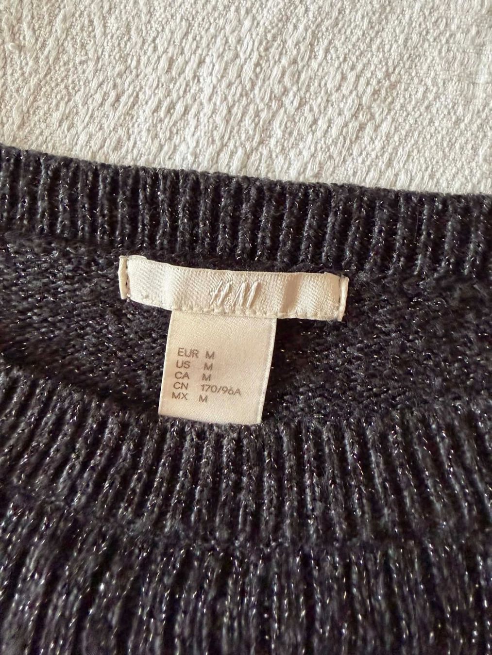 H&M Pullover & Sweatshirts: Strickpullover in Grau, Grösse M  📌 – Gebraucht aus Riehen von ann_76jw 9