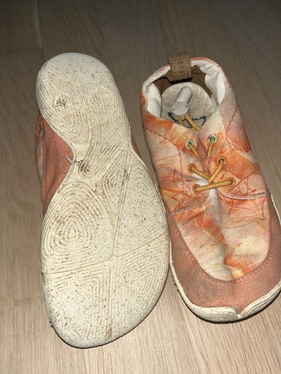Wildling Scarpe per ragazzi: Wildlinge Grösse 31 – Usato da Wald ZH venduto da Julia93 1