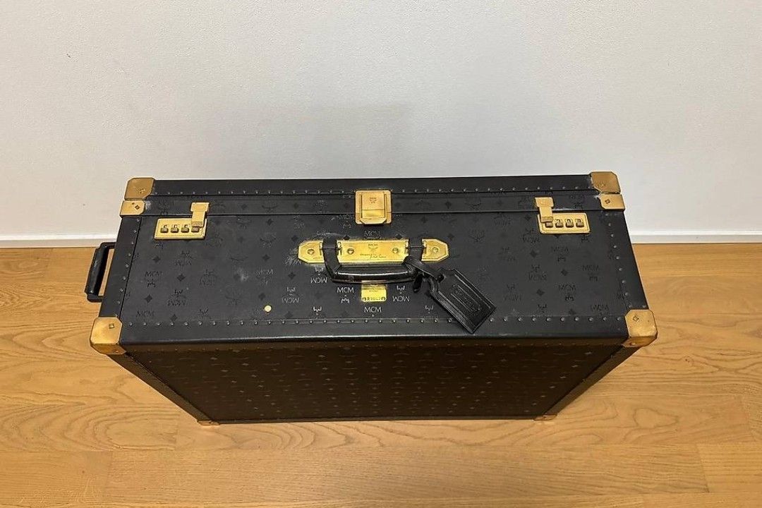 Mcm Valigie: MCM Vintage Koffer – Usato da Liebefeld venduto da ang_2hq8 1