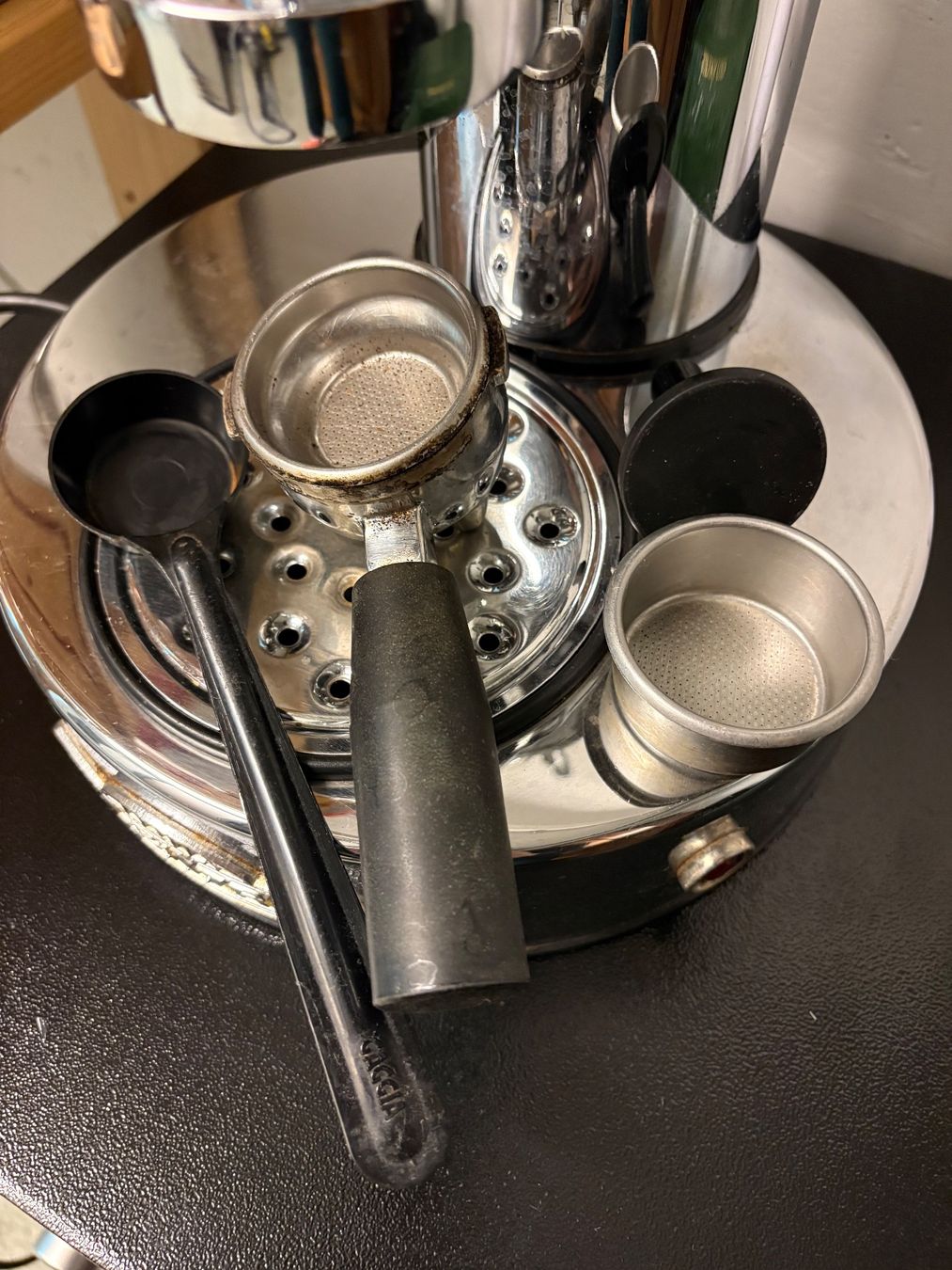 Macchine per caffè & Macchine per espresso: Elektra Micro Casa Leva S1C Kaffeemaschine – Usato da Wilen b. Wollerau venduto da Posmind 8