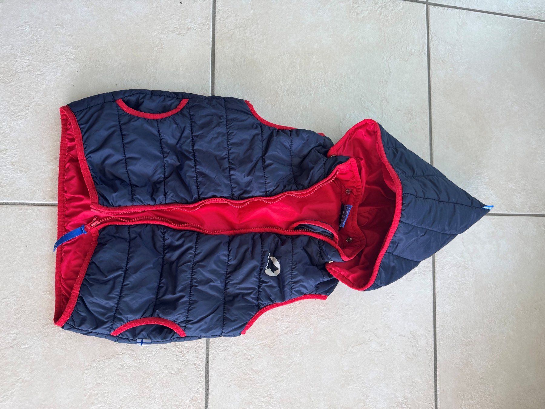 Finkid Vestes & Manteaux: Steppweste Finkid Zip in Vanuli 110 / 120 – D'occasion à Kloten par sab_khn2 1
