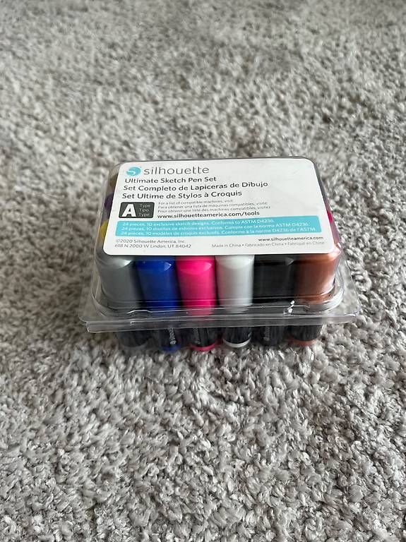 Kits de loisir créatif: Silhouette Ultimate Sketch Pen Set Typ A  24 Farben – D'occasion à Vaduz par asc_mwh5