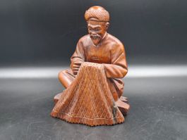 Vintage handgeschnitzte asiatische Fischerfigur Massivholz