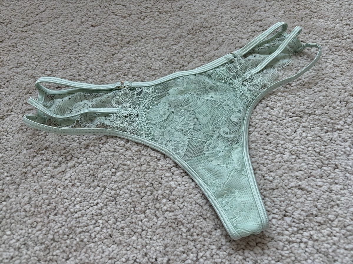 Manor Sonstige Unterwäsche: MANOR Woman String | S – Neu (gemäss Beschreibung) aus Rudolfstetten von A_Milione 1