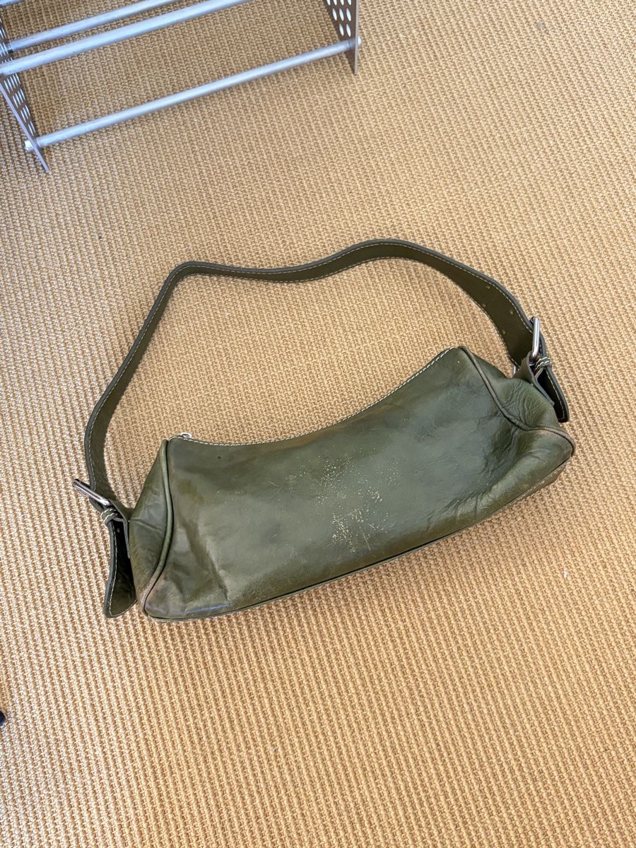 Taschen: Baguette Bag Green Leather – Gebraucht aus Zürich von fischersfritzli 1