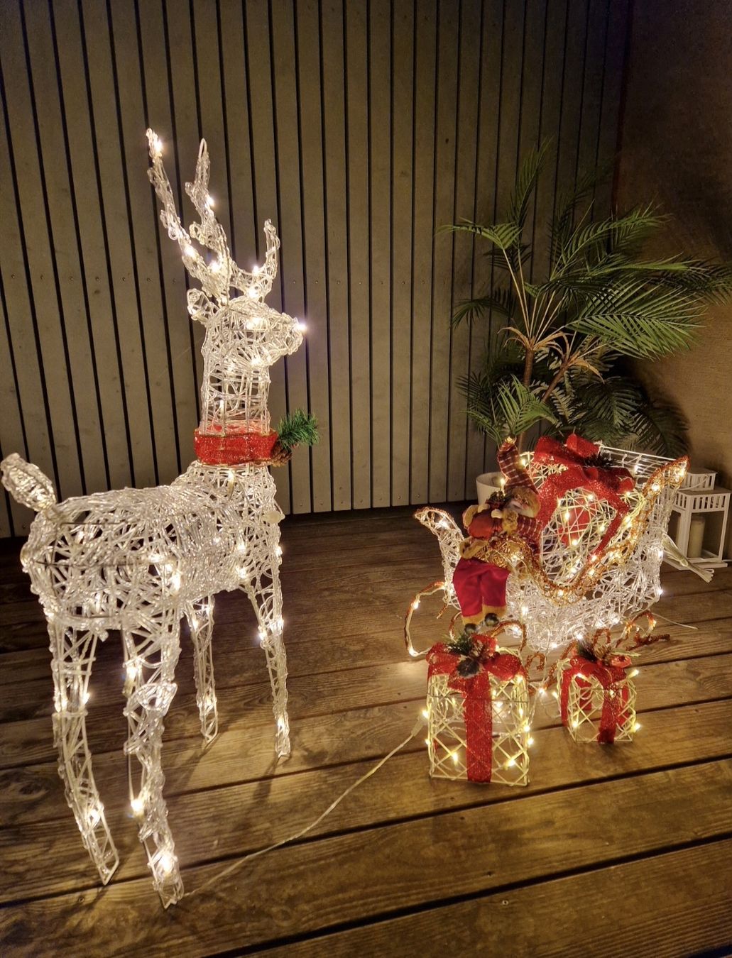 Tutte le decorazioni: Weihnachtsdeko Rentier mit Schlitten – Usato da Glattfelden venduto da Ivana5288