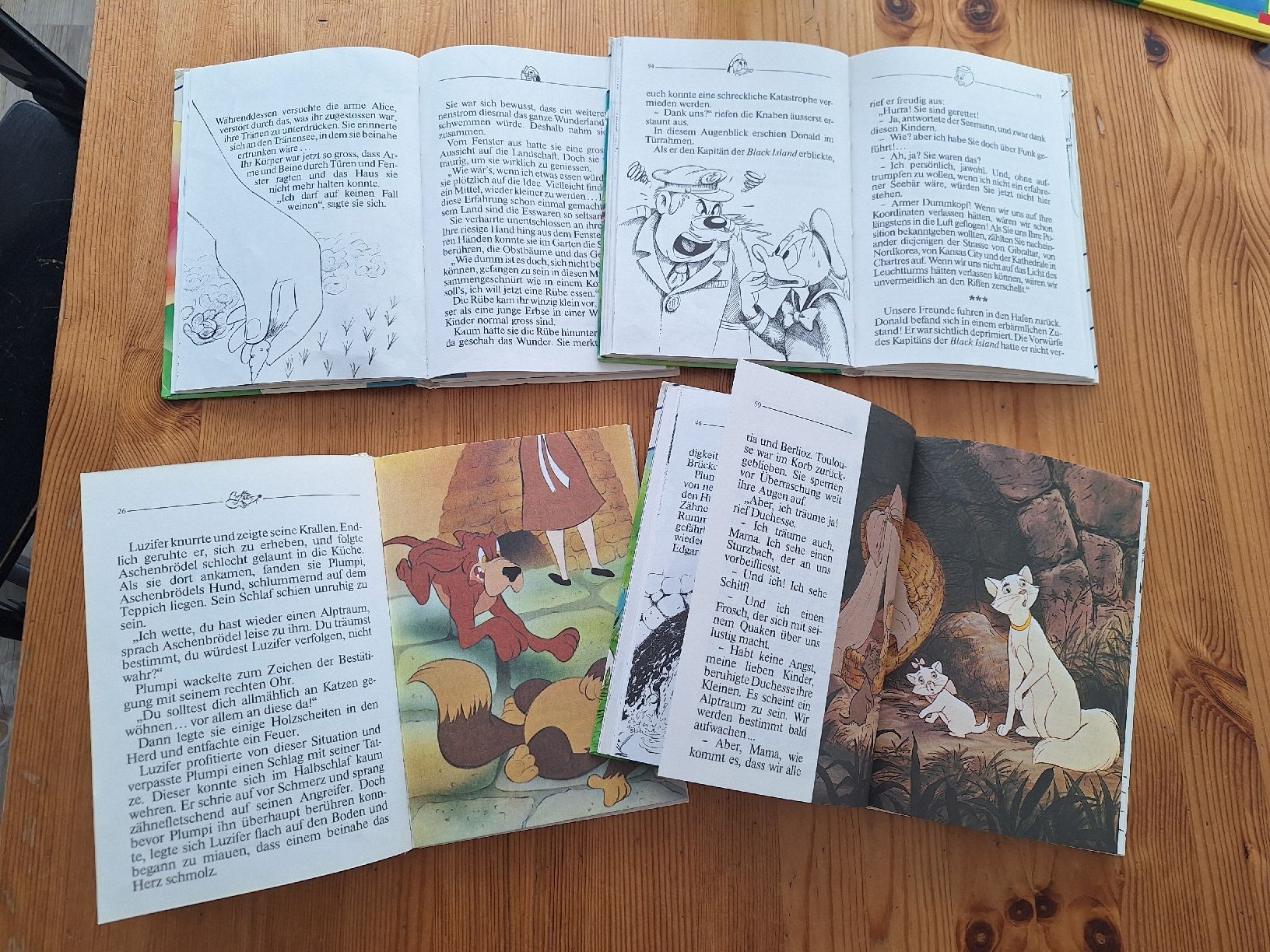 Libri: 4 Walt Disney Bücher – Usato da Aesch BL venduto da ChezToKa 1