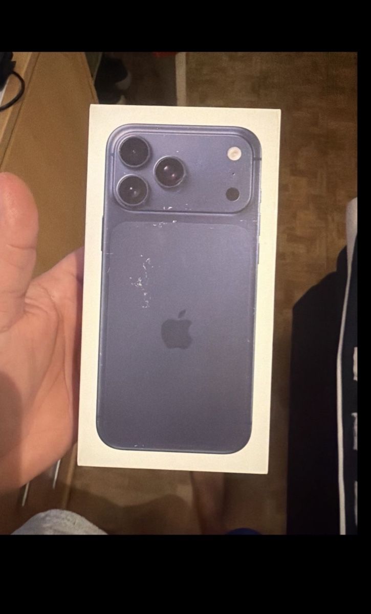 Apple Telefoni cellulari / Smartphones: iPhone 17Pro Max 256 blu  nuovo sigillato – Nuovo e nell'imballaggio originale da Kriens venduto da chr_f5w6