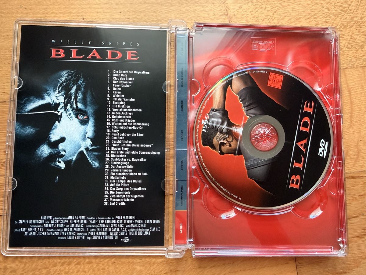 Alle DVDs: Blade - DVD Widescreen Edition Uncut – Gebraucht aus Kölliken von nerdorado 2