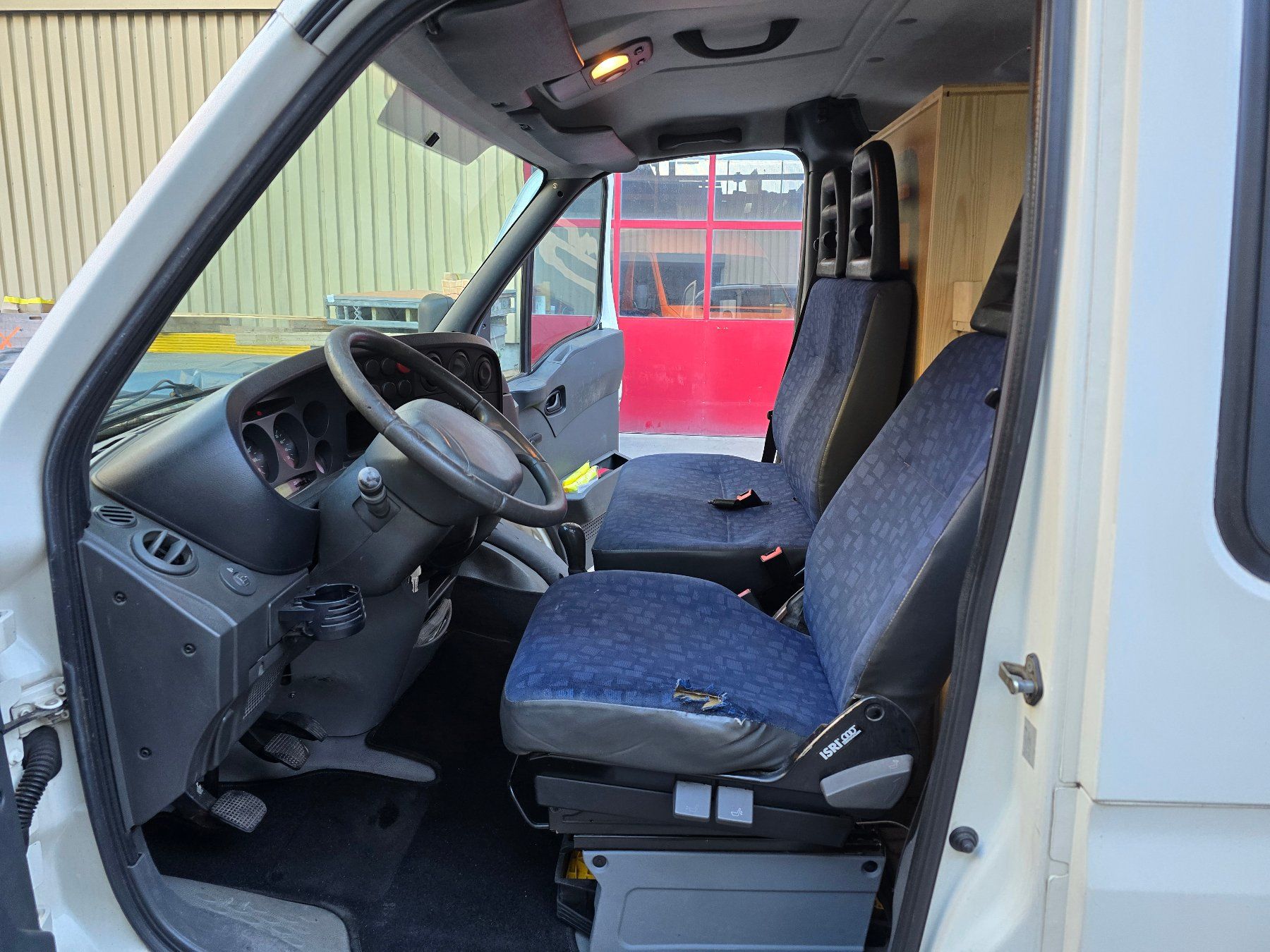 Iveco Veicoli da campeggio: Iveco Daily III Camper – Usato da Stans venduto da BKR89 8