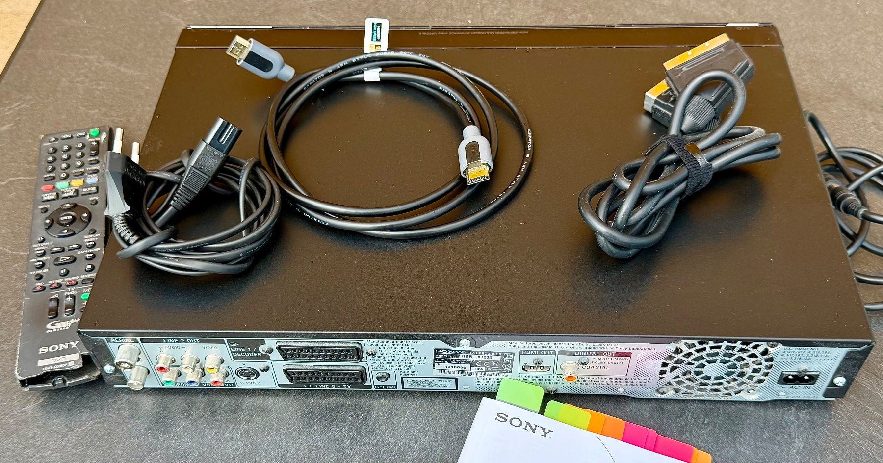 Sony Enregistreurs: SONY DVD Recorder mit div.Anschlussmöglichkeiten – D'occasion à Gebertingen par redeal 6