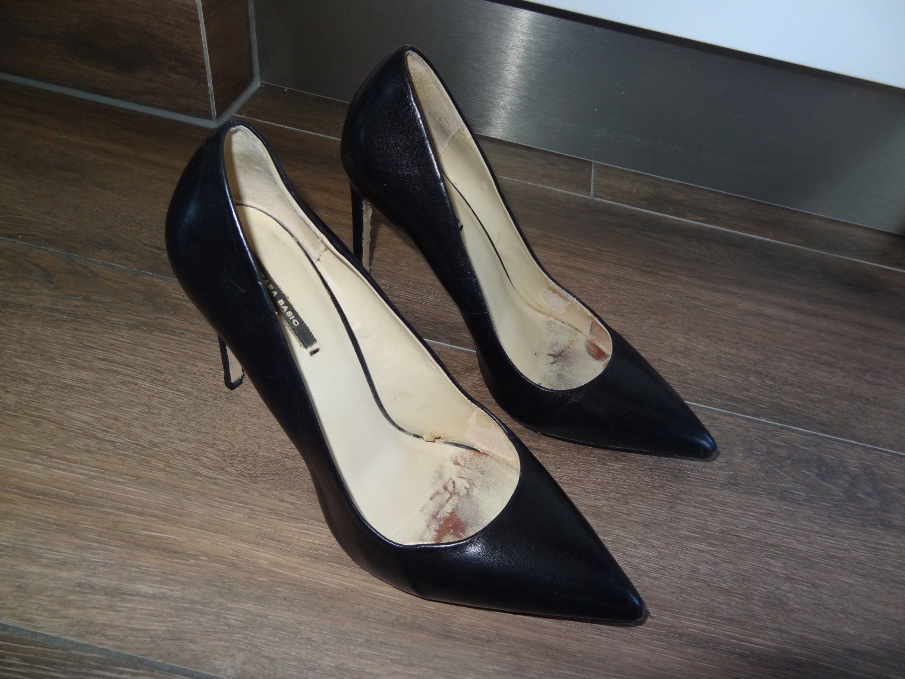 Zara Damenschuhe: Escarpins noirs Zara Basic pointus taille 39 talons 8cm – Gebraucht aus Satigny von salvatore73 2