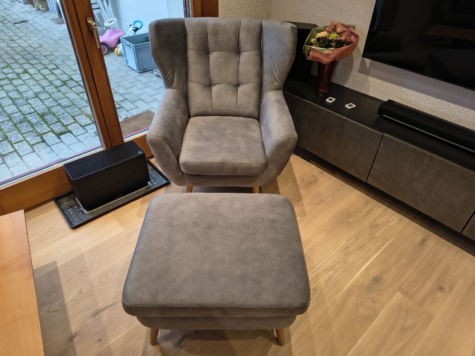 Mömax Divani: Wohnlandschaft Helsinki - Sofa, Couch, Sessel, Hocker – Nuovo (secondo la descrizione) da Eglisau venduto da DonPasquale89 1
