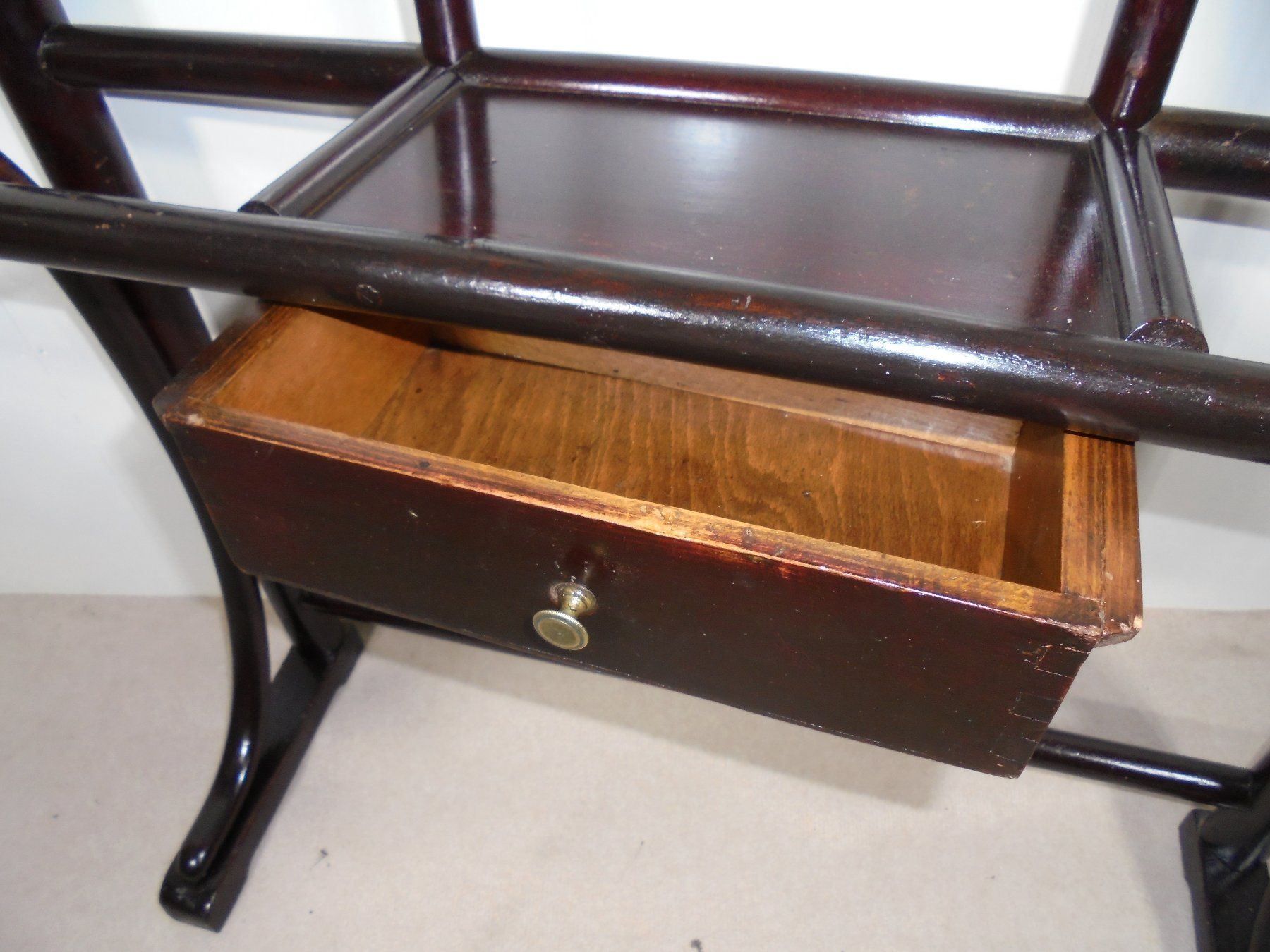 Thonet Guardaroba: Thonet Garderobe – Usato da Bern venduto da Truvaille 6