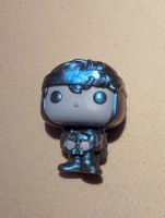Kinder Joy Dustin