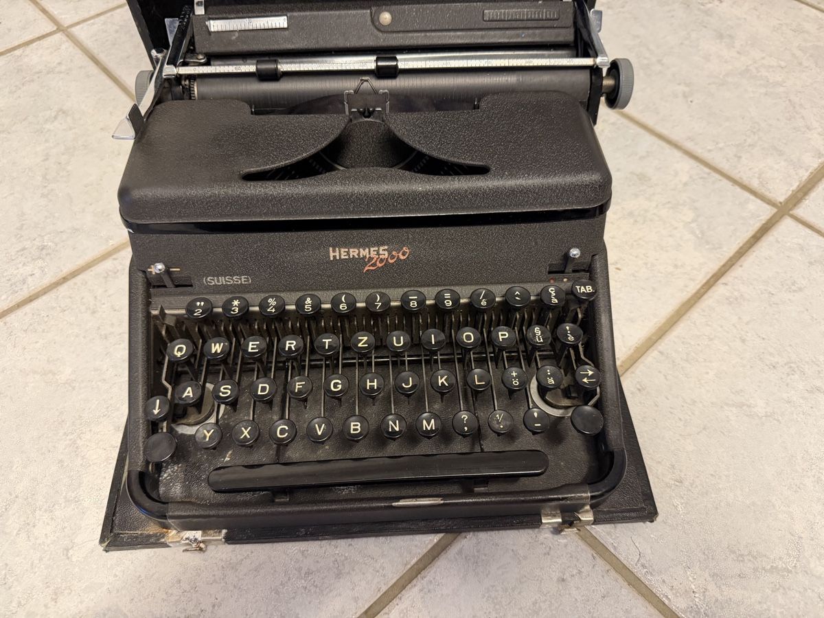 Hermès Macchine da scrivere: Hermes 2000 Schreibmaschine – Usato da Trimbach venduto da SABO-61 4