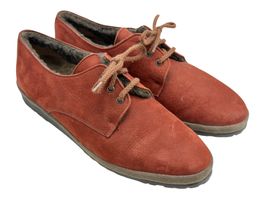 Chaussures basses BALLY cuir daim fourrées. Pointure EU 41