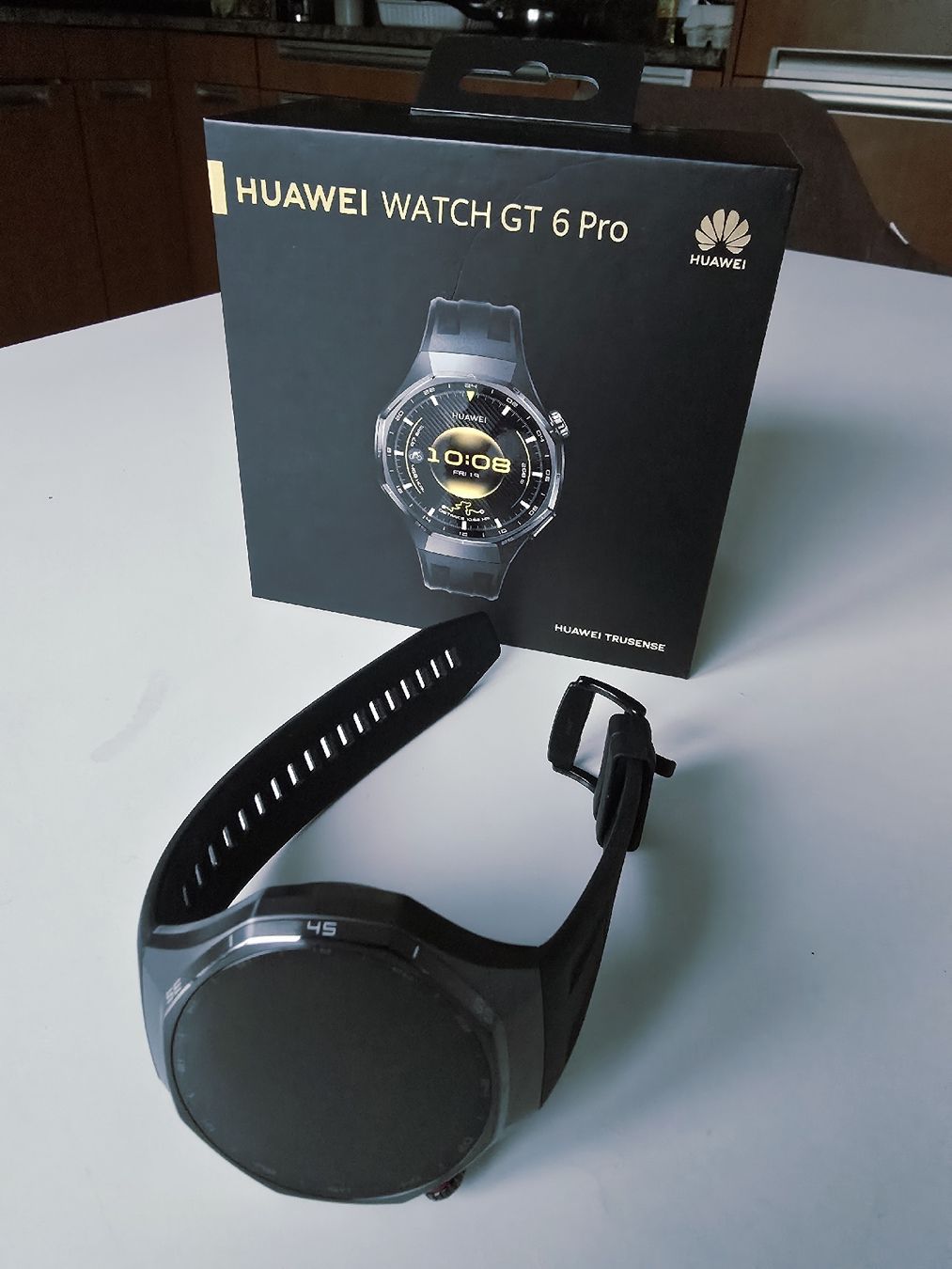 Huawei Smartwatch: Huawei Watch GT 6 Pro – Nuovo (secondo la descrizione) da Embrach venduto da josmijono 2