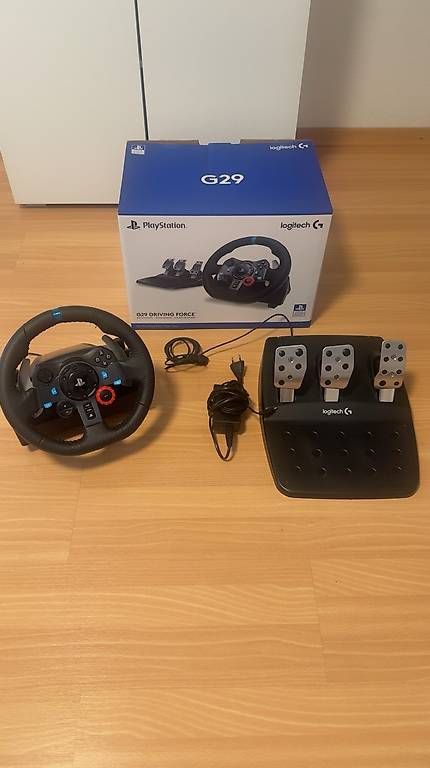 Controller: Logitech G29 Driving Force Lenkrad. – Gebraucht aus Näfels von gar_j9db
