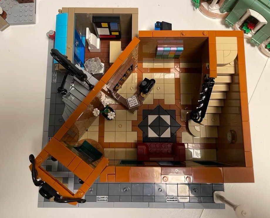Lego Kit di costruzioni: LEGO Boutique- Hotel  10297 – Usato da Selkingen venduto da Eishase 4