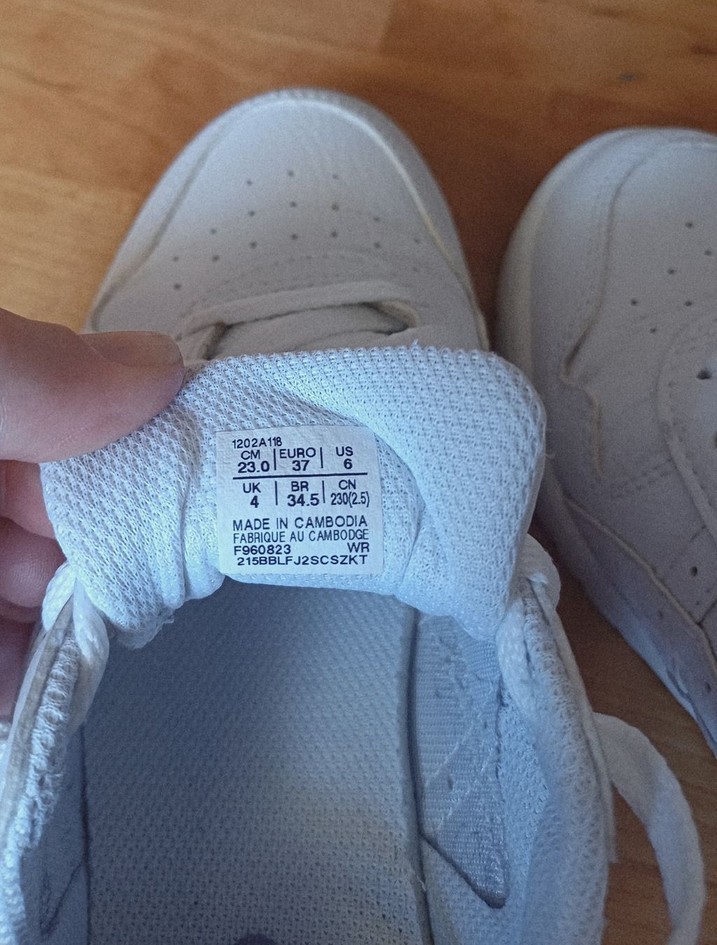 Asics Scarpe da donna: Asics Sneakers in Weiss & Lila – Nuovo (secondo la descrizione) da Rheinfelden venduto da jsts 3