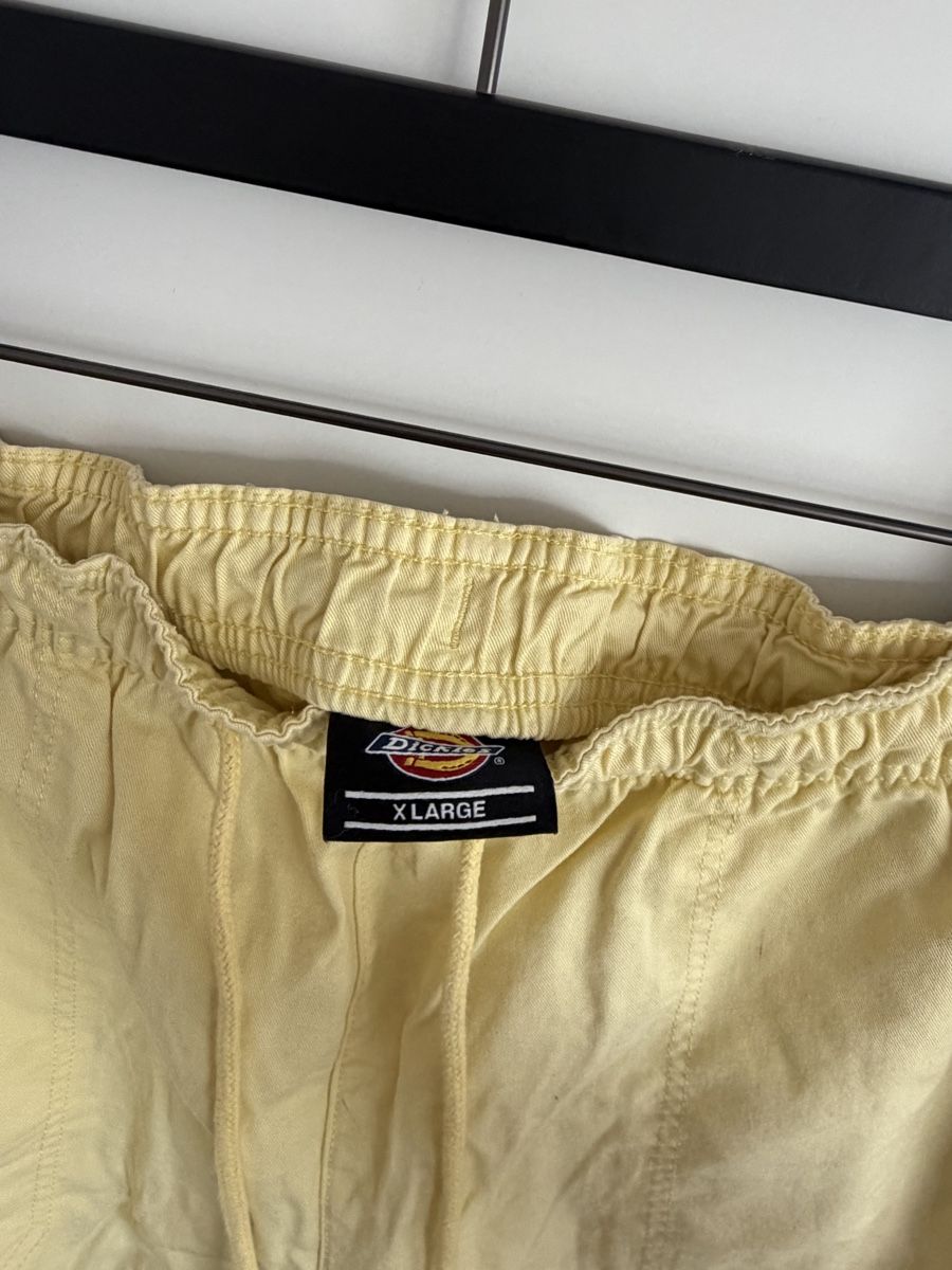 Dickies Hosen: Dickies Shorts XL gelb  – Gebraucht aus Aristau von jac_6glp 2