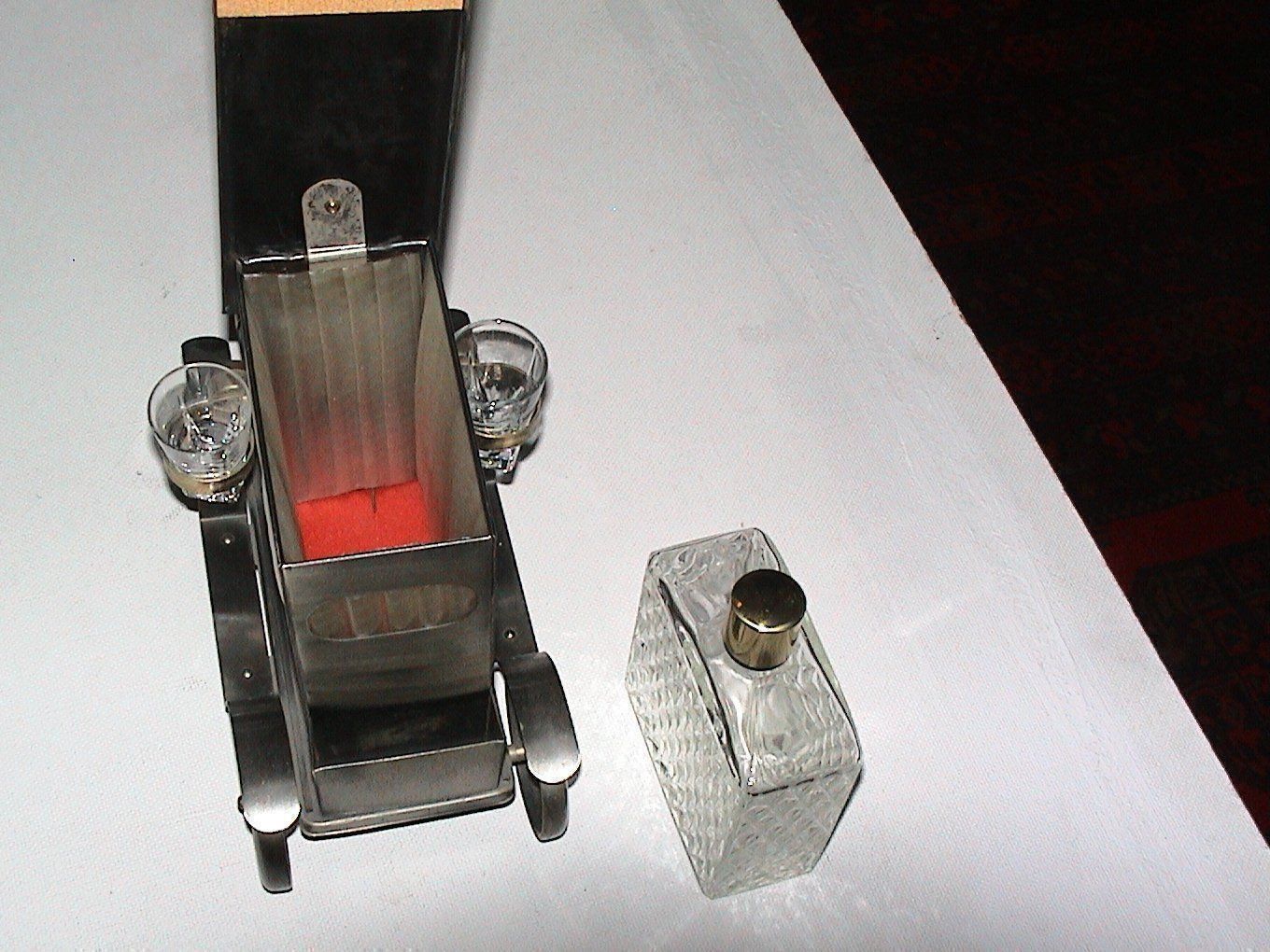 Spielautomaten: Oldtimer mit 200ml Glas tank – Gebraucht aus langenthal von Bazlago 2