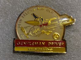 Ansteckpin 227: Oentleman Driver