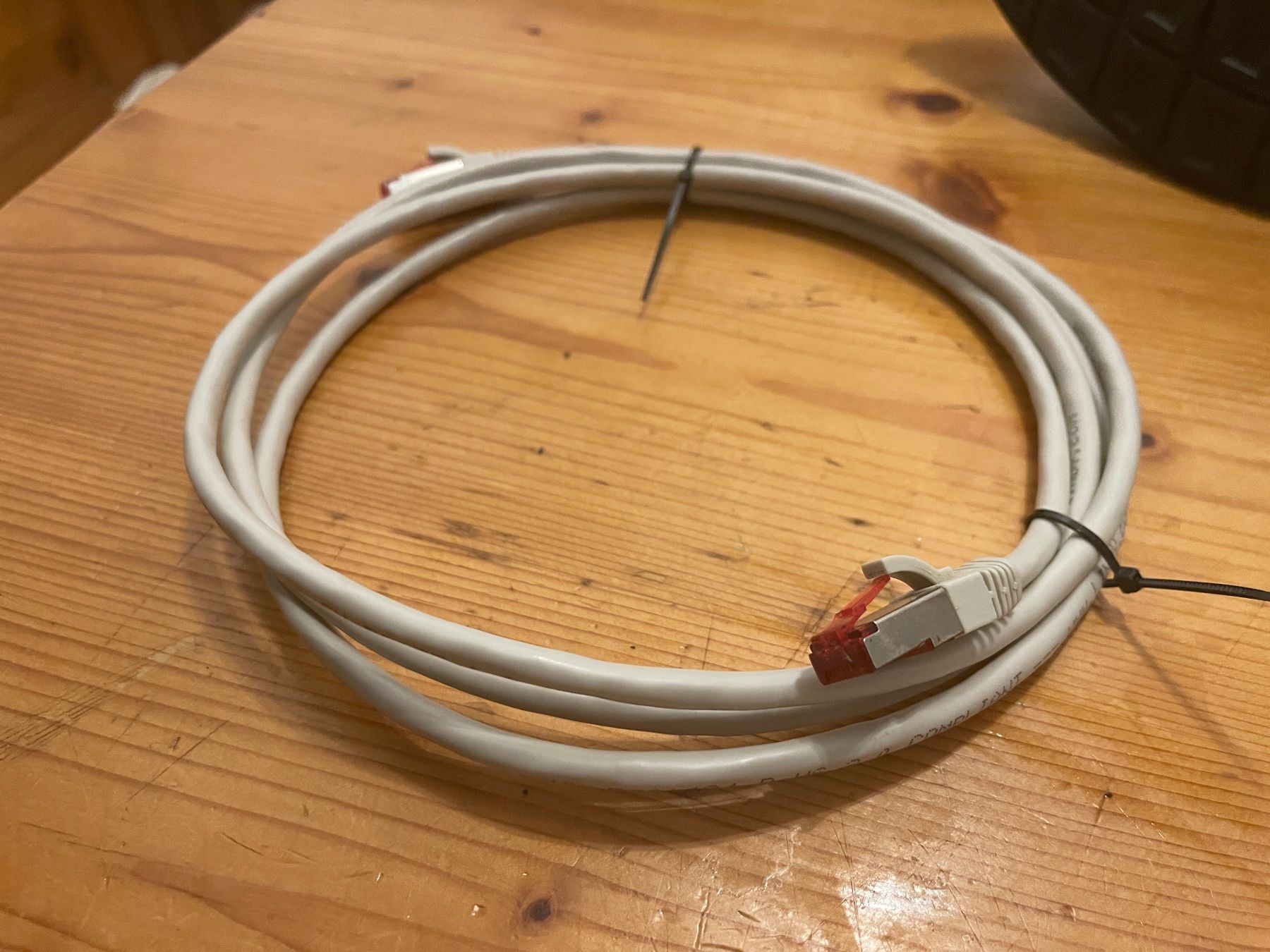 Cavi: Lindy Patch Kabel Cat.6, Grau, 2m – Usato da Weinfelden venduto da ice_heart_xx