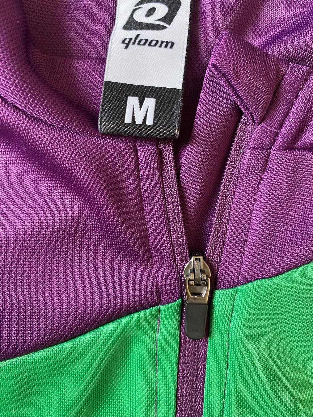 Qloom Canottiere & Pantaloni: Bikeshirt qloom – Usato da Zürich venduto da Fabienne059 2