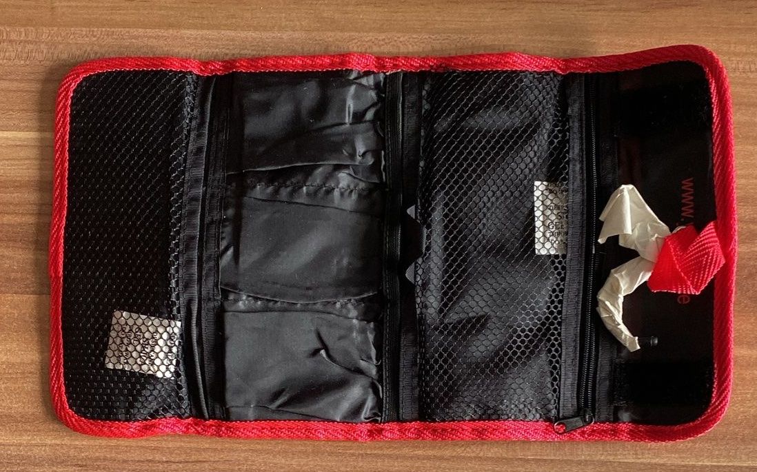 Kosmetikkoffer: kleine Kosmetiktasche – Neu und originalverpackt aus Wagenhausen von FrauLang 1