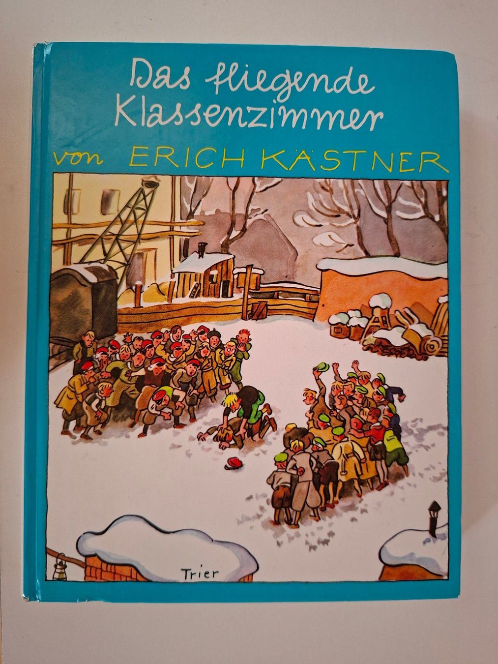 Libri: Erich Kästner: Das fliegende Klassenzimmer – Usato da Dietikon venduto da Buchantiqdietikon