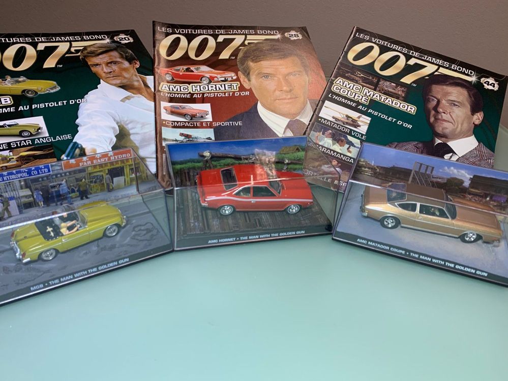 Round2 1/64 AMC Hornet 1974 - James Bond 007 L'Homme Au Pistolet D'or - Diecast