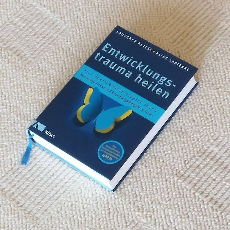 Libri: Entwicklungstrauma heilen -  Heller / Lapierre (NARM) – Nuovo (secondo la descrizione) da Kollbrunn venduto da Rompecabeza