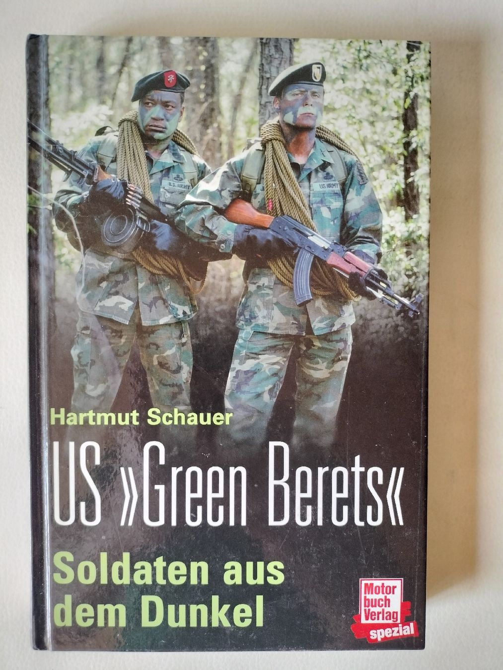 Libri: Armee Militär Buch – Usato da Schwanden Sigrisw venduto da cadieux71