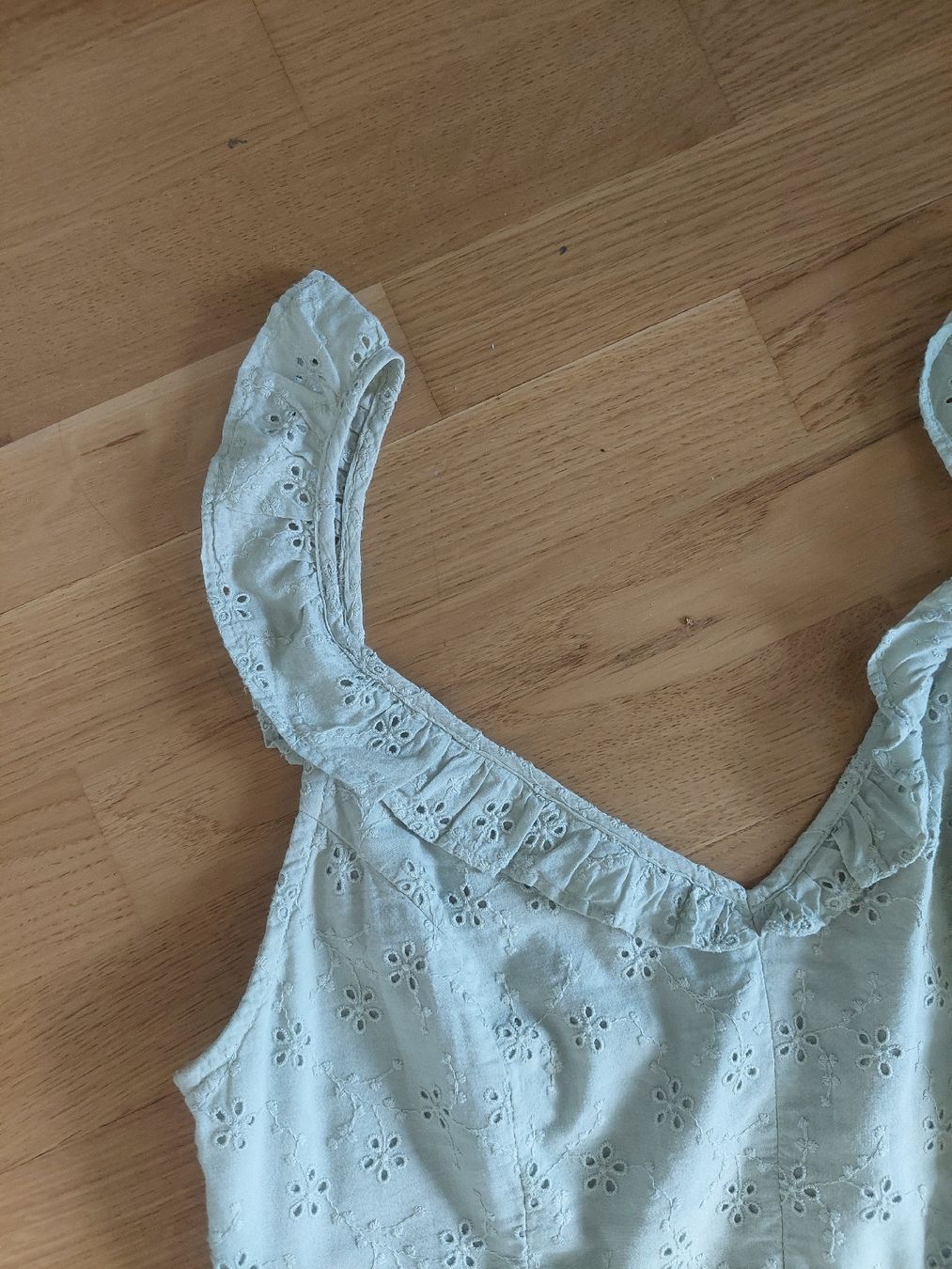 Guess Vestiti: mintfarbenes Kleid von Guess – Usato da Wallisellen venduto da eli_w9y6 1