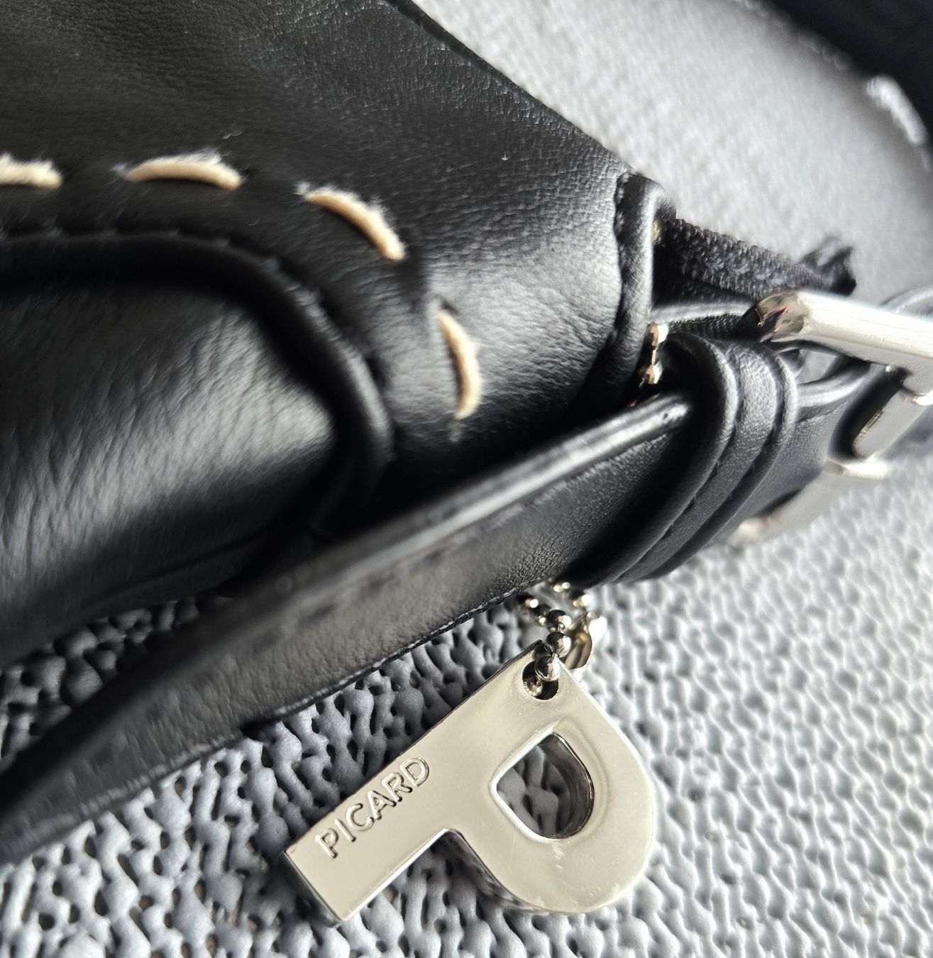 Picard Borse da donna: Sac à main + porte feuille Picard – Usato da La Chaux-de-Fonds venduto da Cokecollection