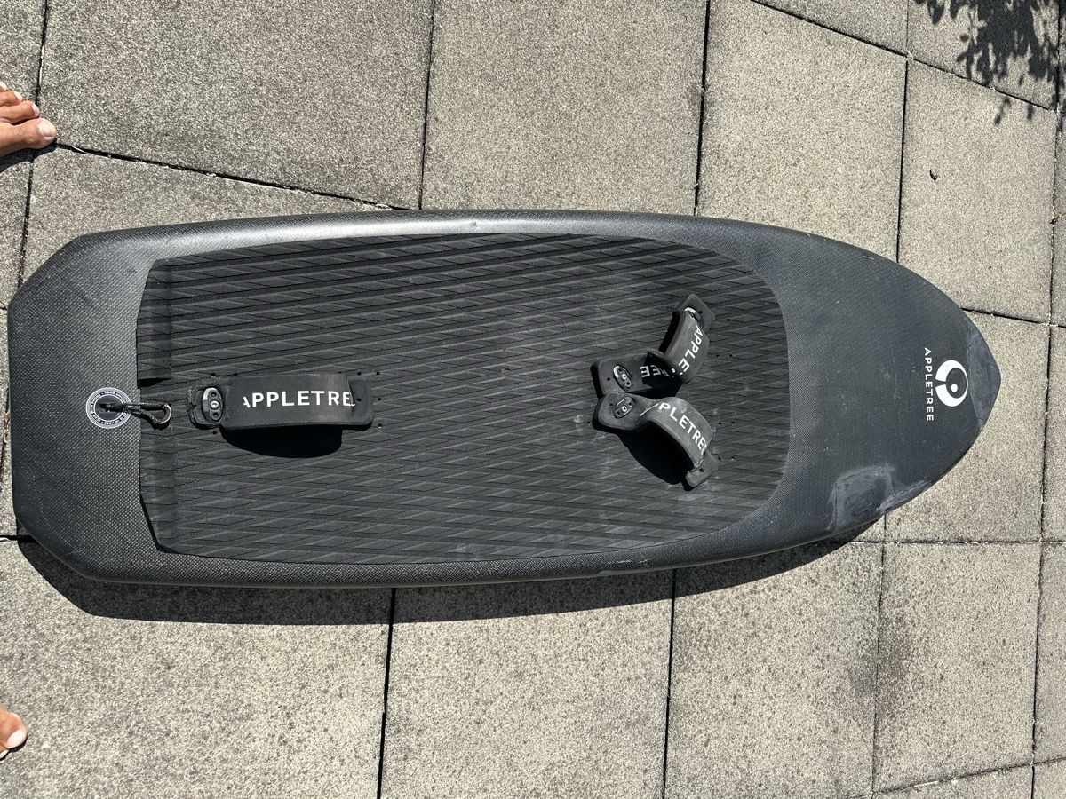 Tavole da surf e di nuoto: Appletree Wingfoil Board Appleslice V2 80l – Usato da Nussbaumen AG venduto da drs_f9lq