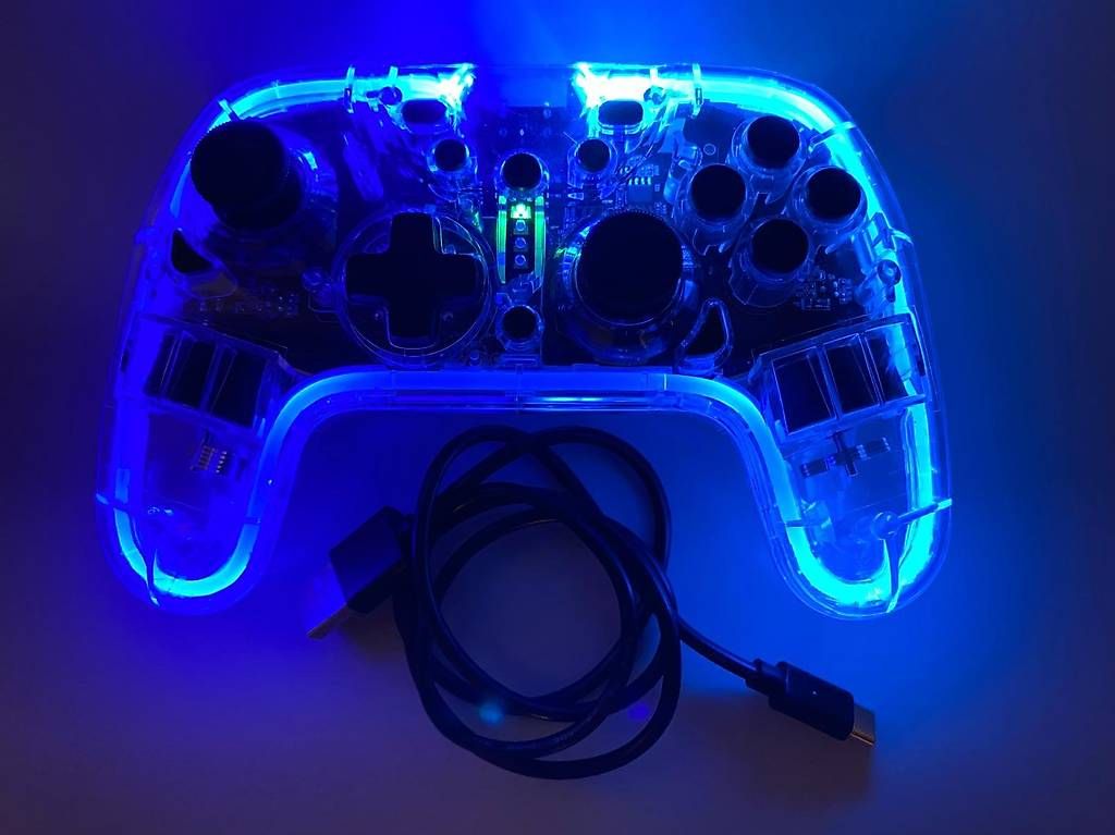 Controller: snakebyte NSW GamePad RGB S – Usato da Russikon venduto da sicohara