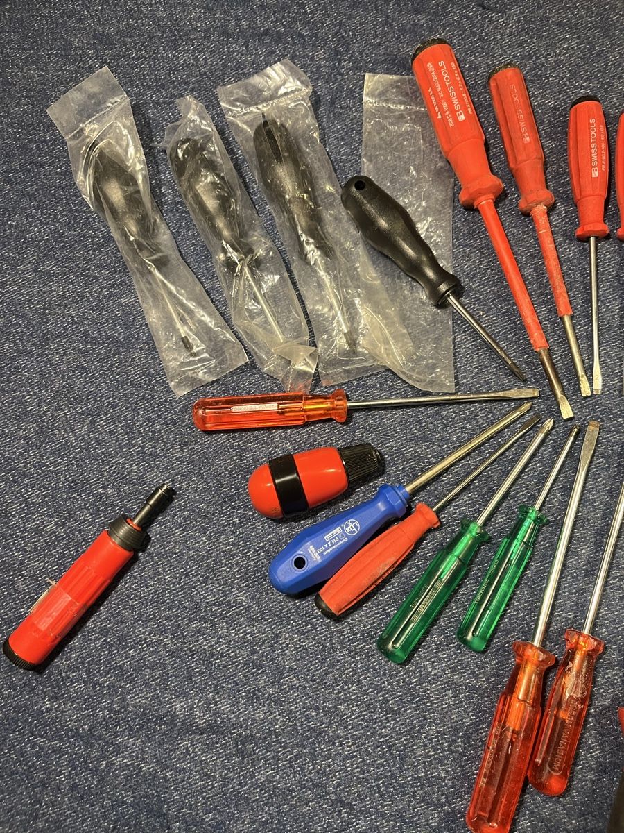 Alle Werkzeuge: Schraubendreher Set  gemischte Marken – Gebraucht aus Würenlos von jam_mv8g 7