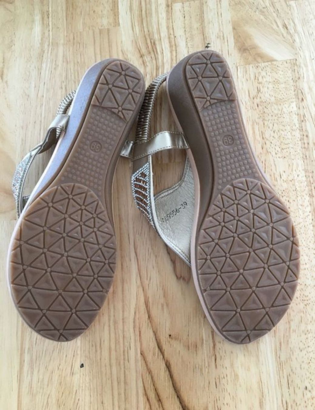 Damenschuhe: Adriana Sandalen – Neu (gemäss Beschreibung) aus Heerbrugg von kim11 5