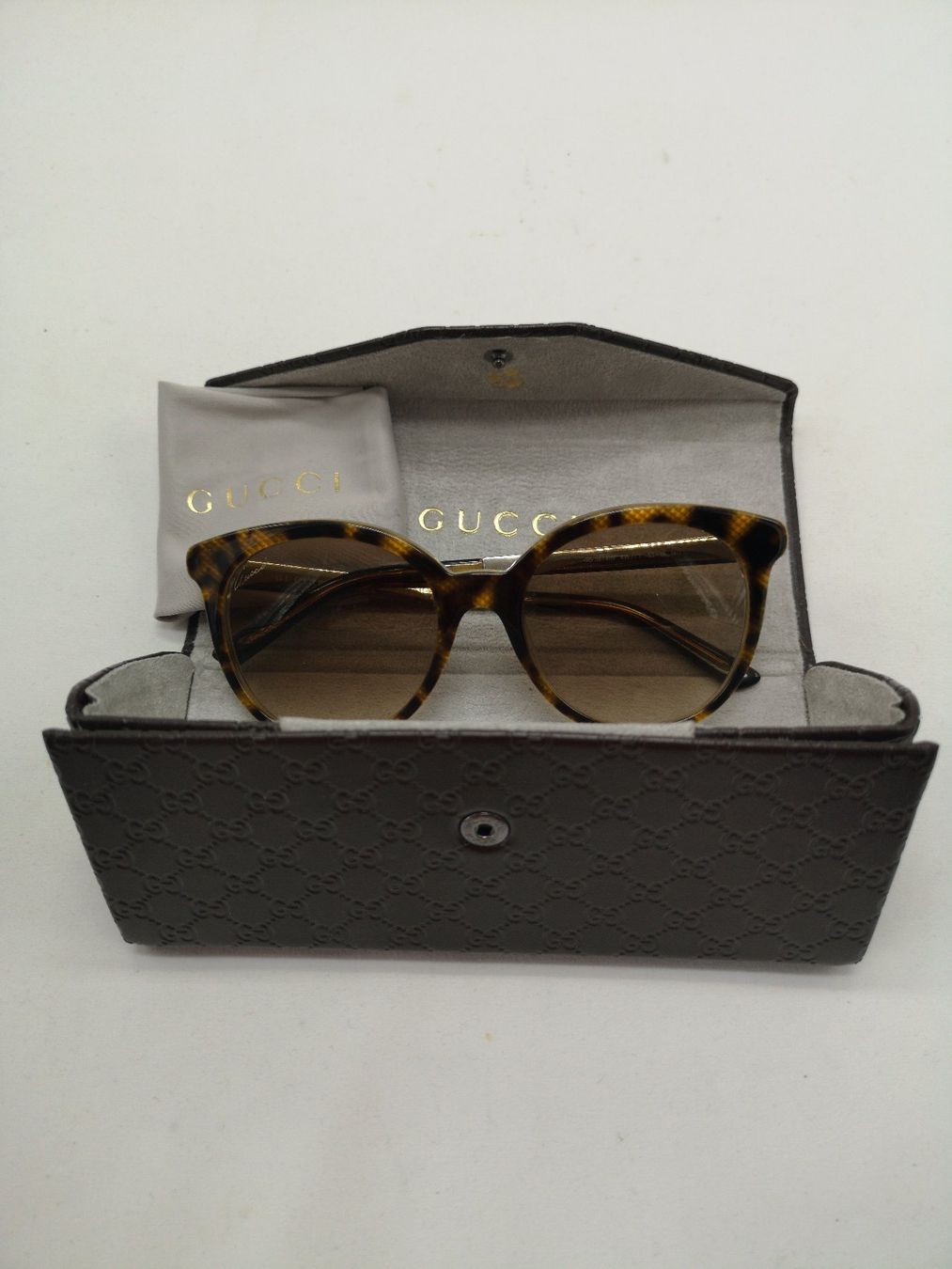 Gucci Brillen & Gläser: GUCCI / Authentiques / Luxe - Qualité - Classe ! – Gebraucht aus Bulle von italicum