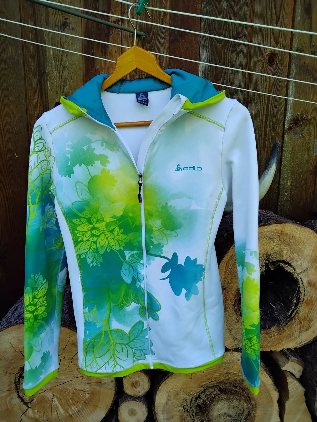 Odlo Giacche: Spezielle Jacke von ODLO, Gr. M – Usato da Saxeten venduto da Hoesi1967