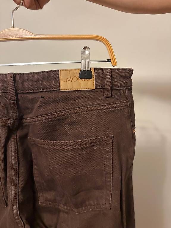 Jeans: MONKI baggy Jeans I Gr 40 – Usato da Kloten venduto da lga_zy7n
